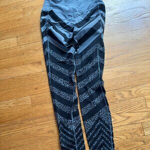 Nike Legendary Mezzo Zebra Tight Womens Training Pants Size Small